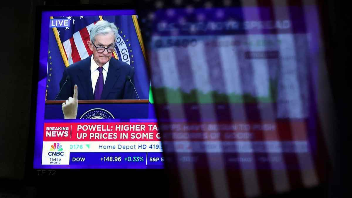 La fed à l'épreuve: tension interne et incertitude planétaire