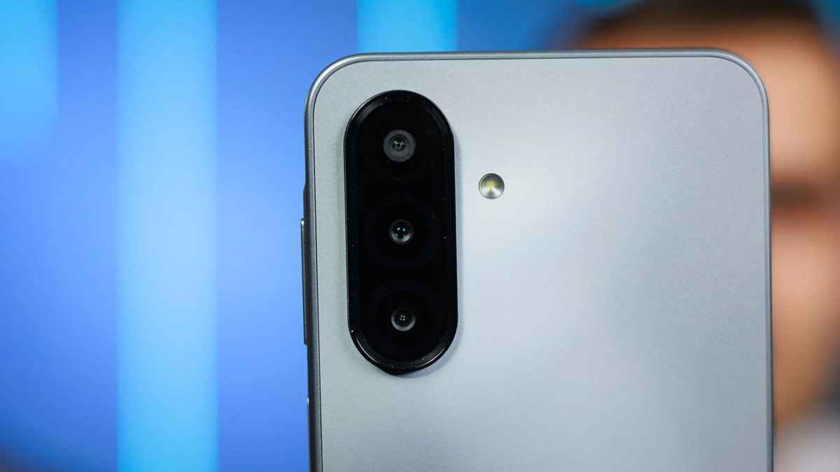 Mint mobile et straight talk : la guerre des mvno s'enflamme avec le galaxy a17