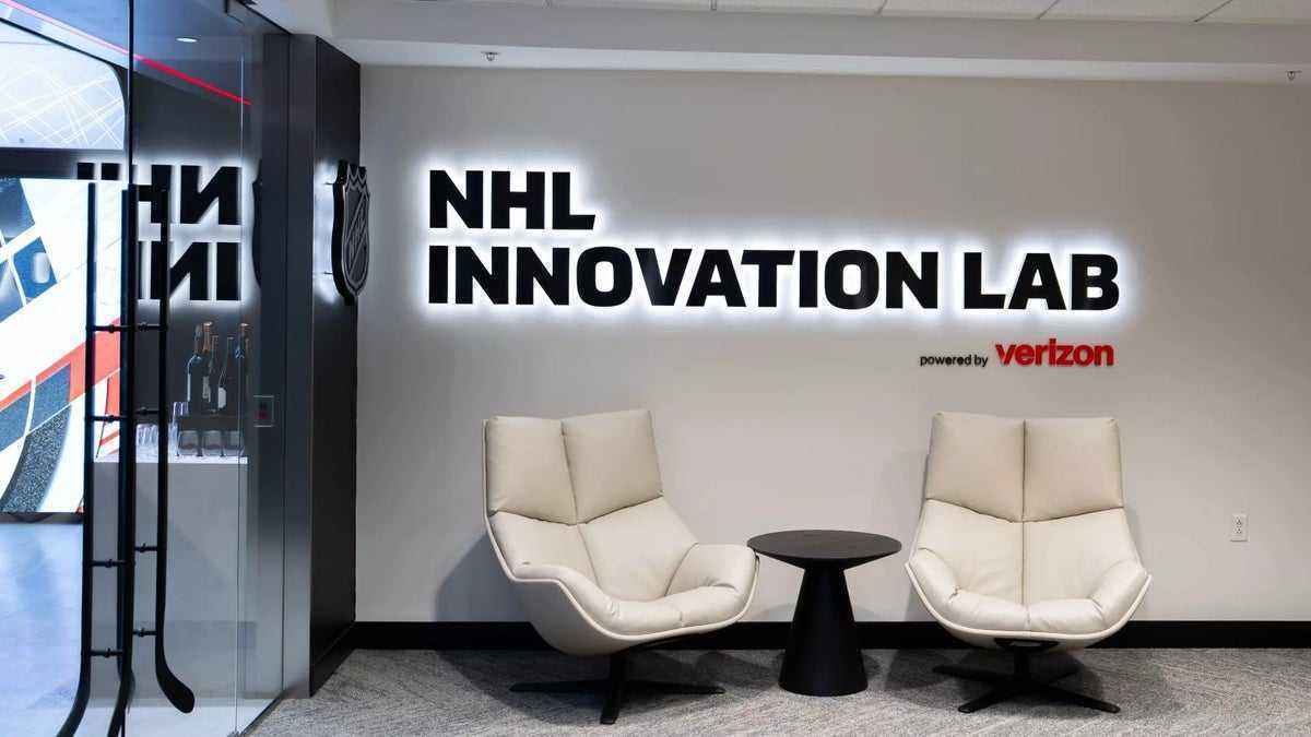 Verizon et l'nhl : une piste de vitesse pour le hockey de demain